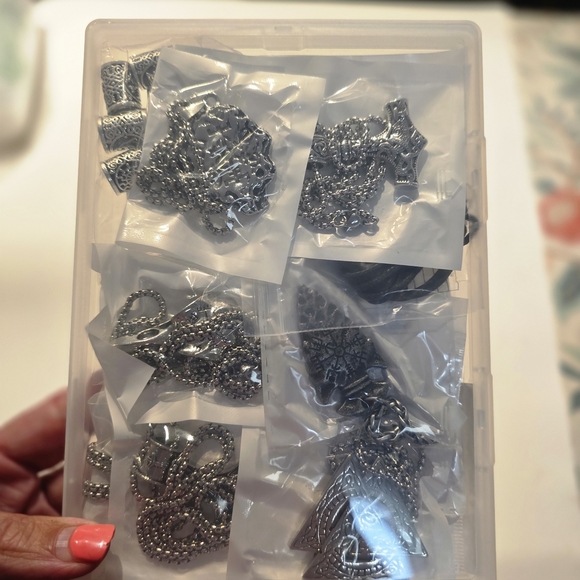 Mythology 19 Pcs Silver Necklace Set - Picture 1 of 2